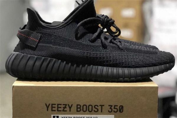 yeezy 350黑天使开箱测评 椰子350黑天使值得入手吗