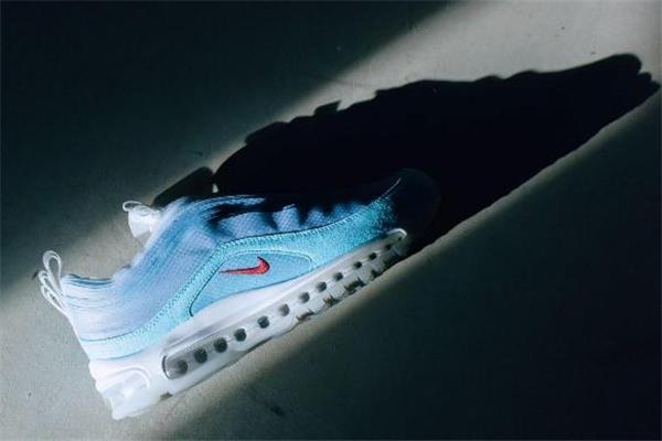 耐克air max 97万花筒价格 市场价逼近3k