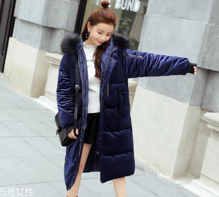 小个子女生适合什么款式棉服？打造冬日浪漫情缘